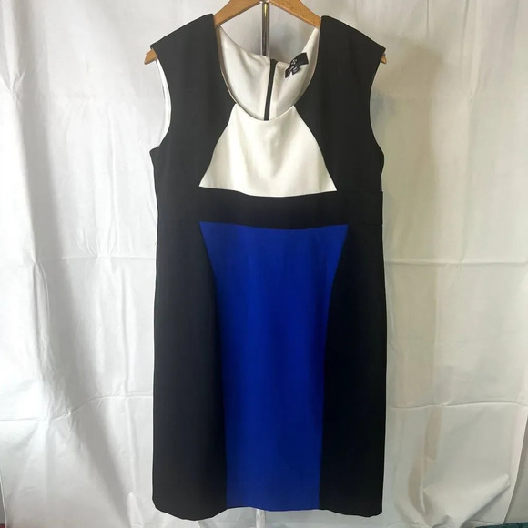 Ronni Nicole Colorblock Shift Dress Navy and Black Size 14P - Picture 11 of 11